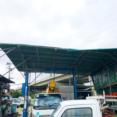 大阪府交野市のエステル帆布製雨よけシート施工・製作事例