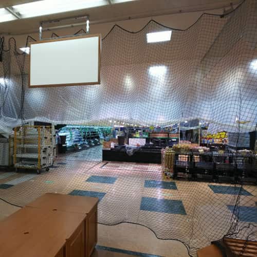福井県福井市の防炎機能付き防犯ネットの施工・製作事例