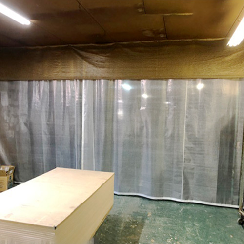山形県山形市のビニールカーテン(工場)の施工・製作事例