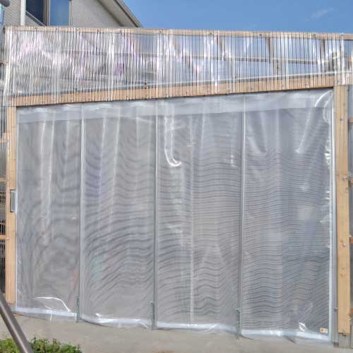 愛知県稲沢市の糸入り透明ビニールカーテン(ガレージ用)の施工・製作事例
