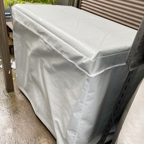 東京都足立区の屋外冷蔵庫用カバーの施工・製作事例