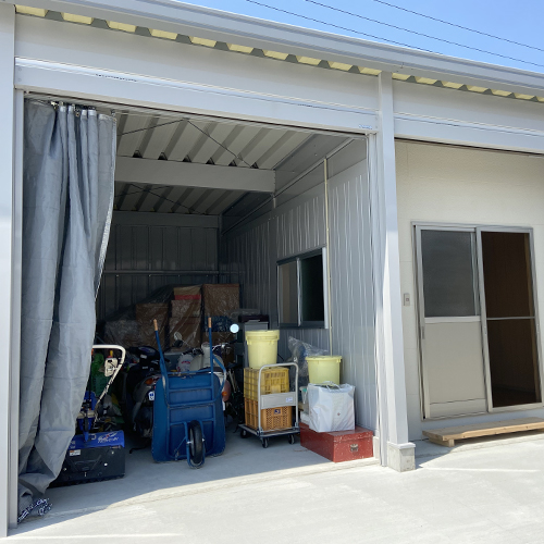 徳島県阿波市の屋外倉庫用・防風メッシュネットの施工・製作事例