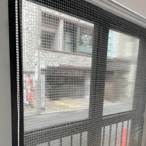 東京都港区ののれん・ビニールスクリーン施工・取付工事