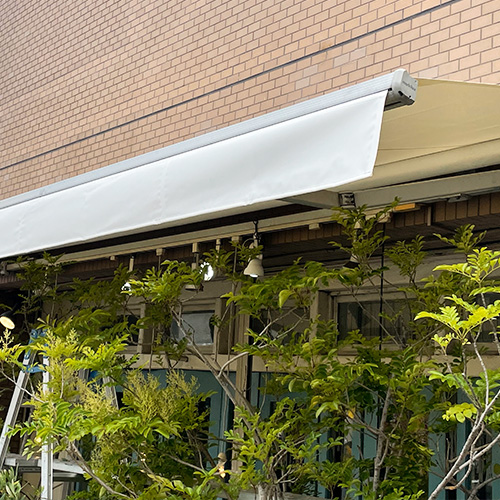 愛知県名古屋市の美容院のオーニングテントの施工・製作事例