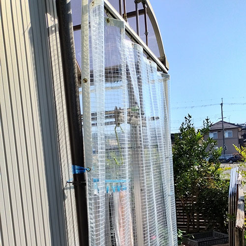 滋賀県湖南市のウェイトチェーン付きビニールカーテンの施工・製作事例