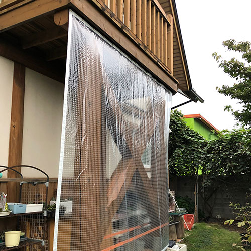 群馬県伊勢崎市の下駄履きビニールカーテンの施工・製作事例